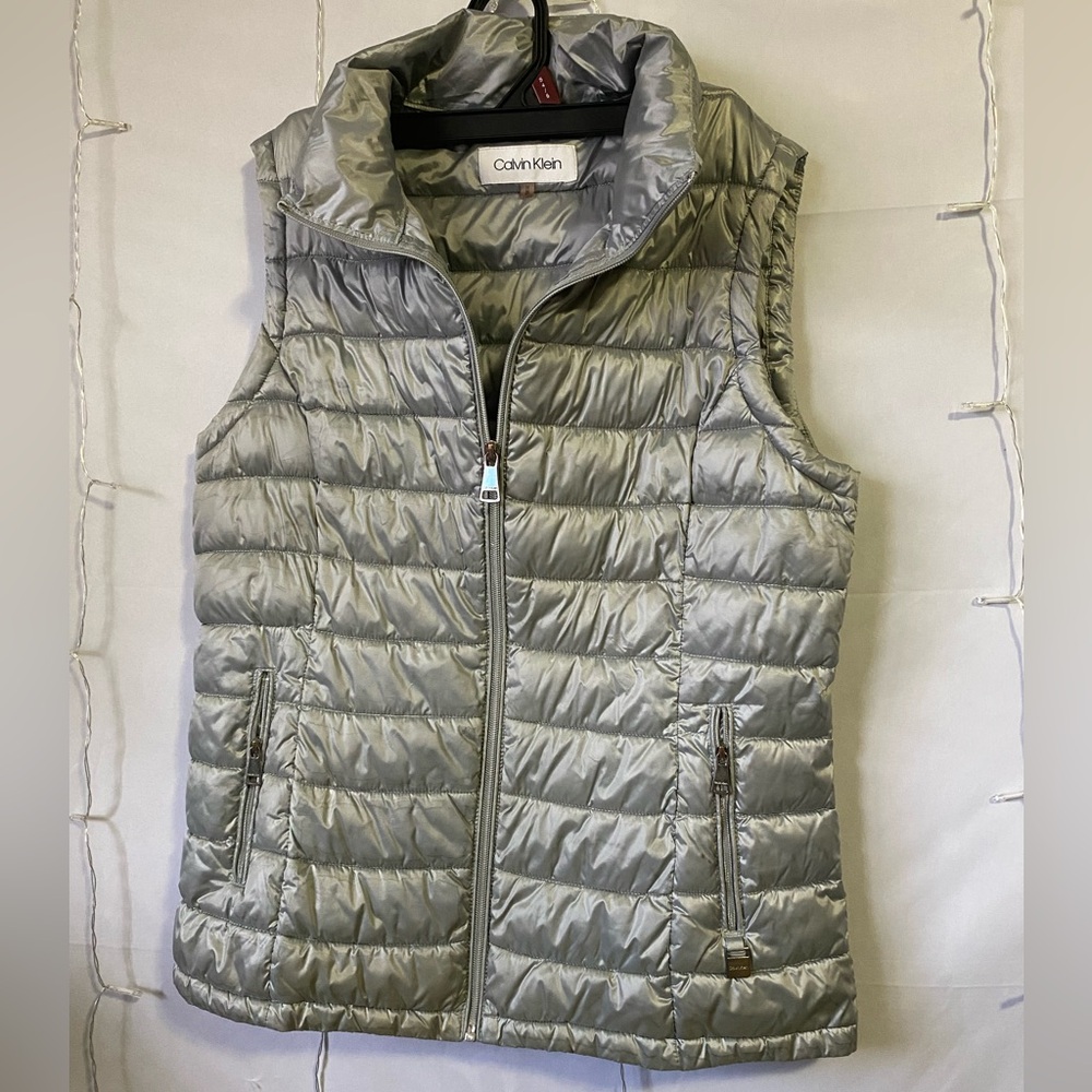 Calvin Klein Metallic Silver Quilted Puffer Vest - Women's